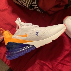 Nike Air Max 270’s Size 9 1/2